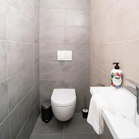 Free Parking Rooftop 4ppl Budapeste