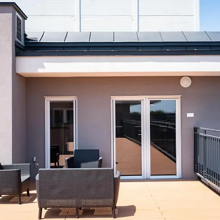 Free Parking Rooftop 4ppl Apartamento